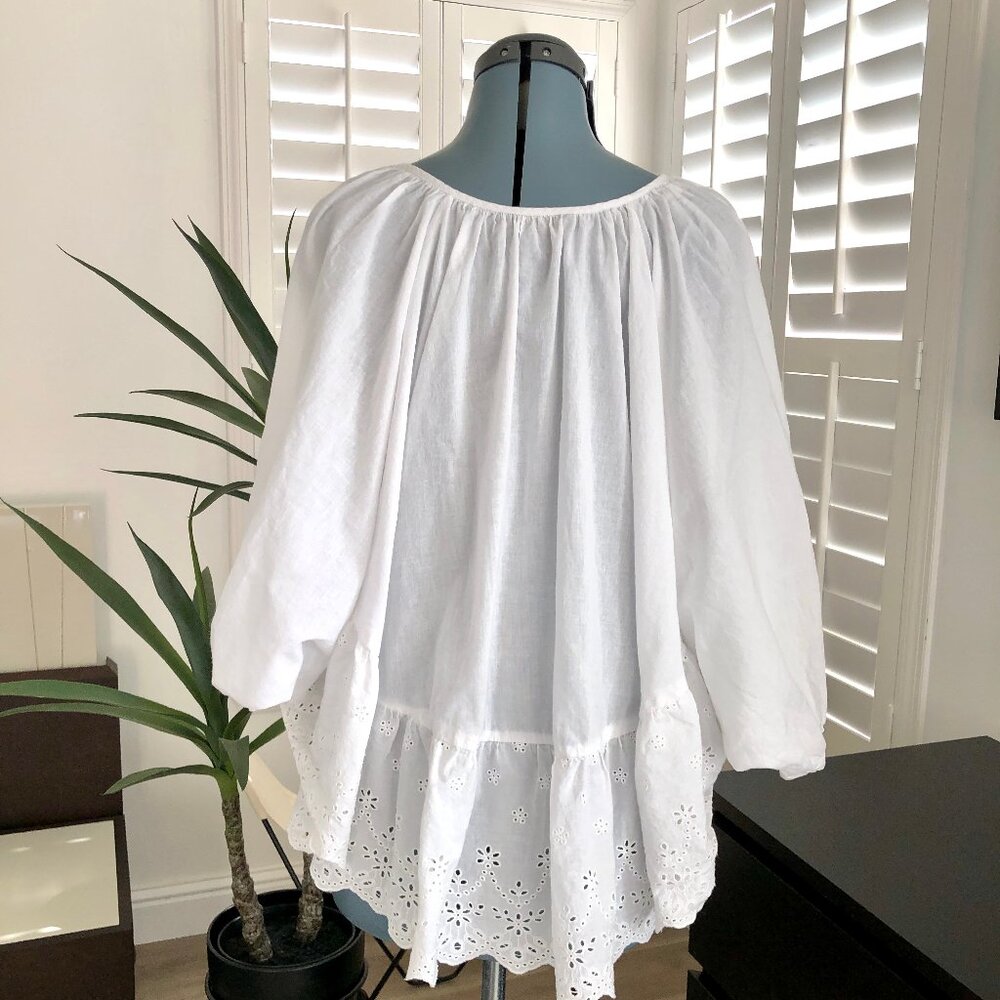 Holy G. White Cotton Blouse for Summer Cover Up with Eyelet Detail Size 40 - Picture 6 of 10